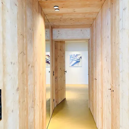 Apartment 43 Beautiful Specious Design Duplex Penthouse